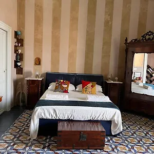 Palazzo Zappata Luxury Centro Maison d'hôtes